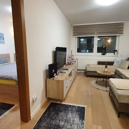 Apartman Olimpijska Kuca *