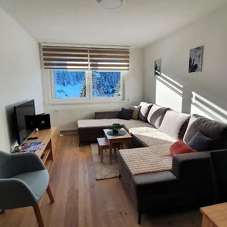 Olimpijska Kuca * 자호리나